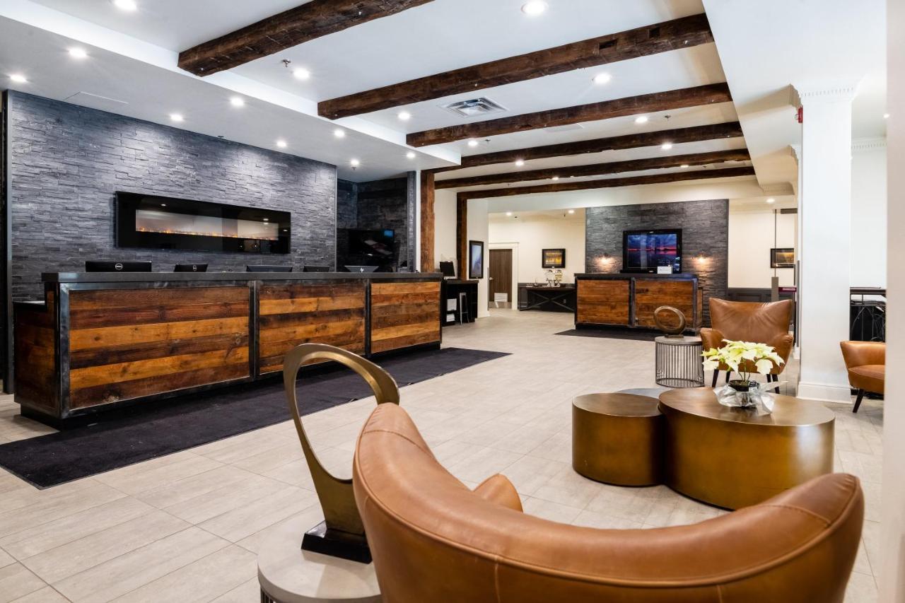 Crowne Plaza Hotel Moncton Downtown By Ihg Екстер'єр фото