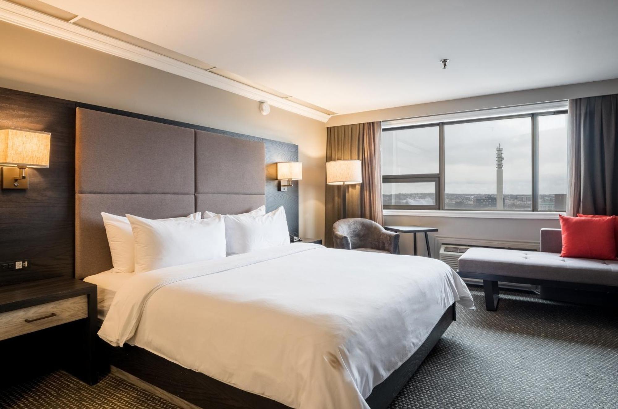 Crowne Plaza Hotel Moncton Downtown By Ihg Екстер'єр фото