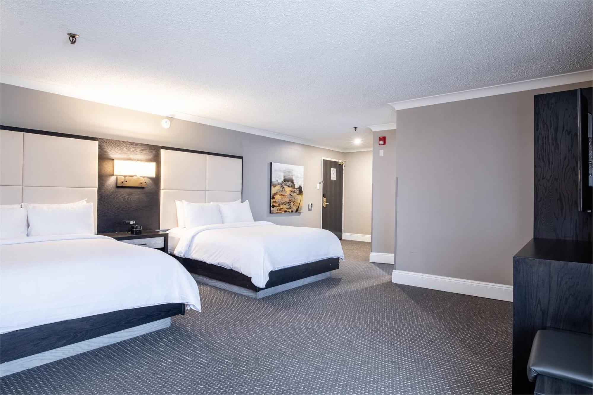 Crowne Plaza Hotel Moncton Downtown By Ihg Екстер'єр фото