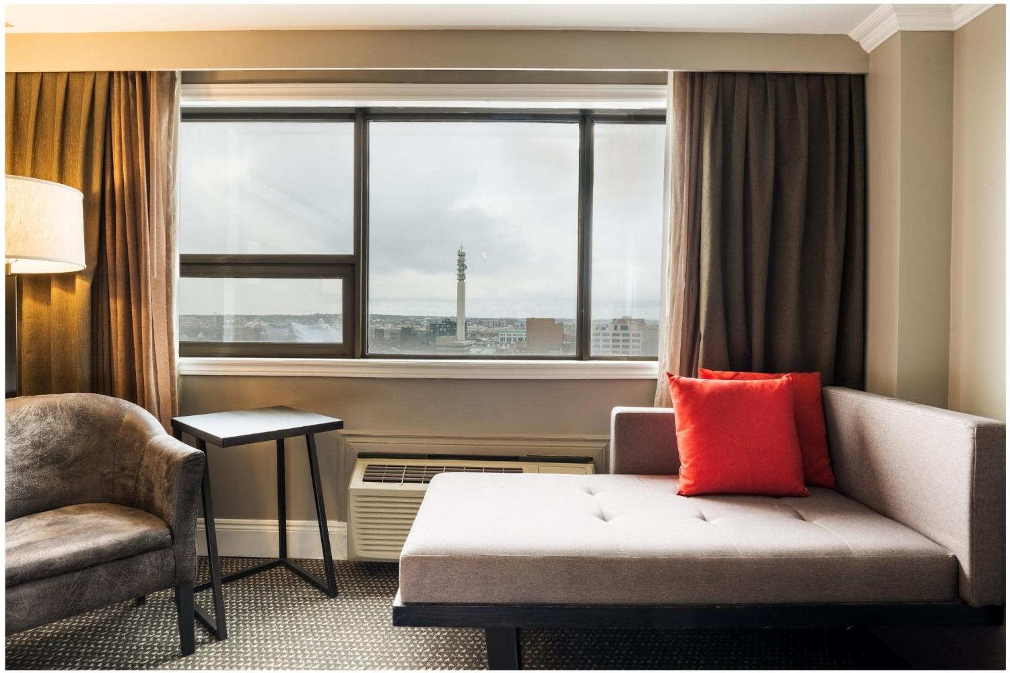 Crowne Plaza Hotel Moncton Downtown By Ihg Екстер'єр фото