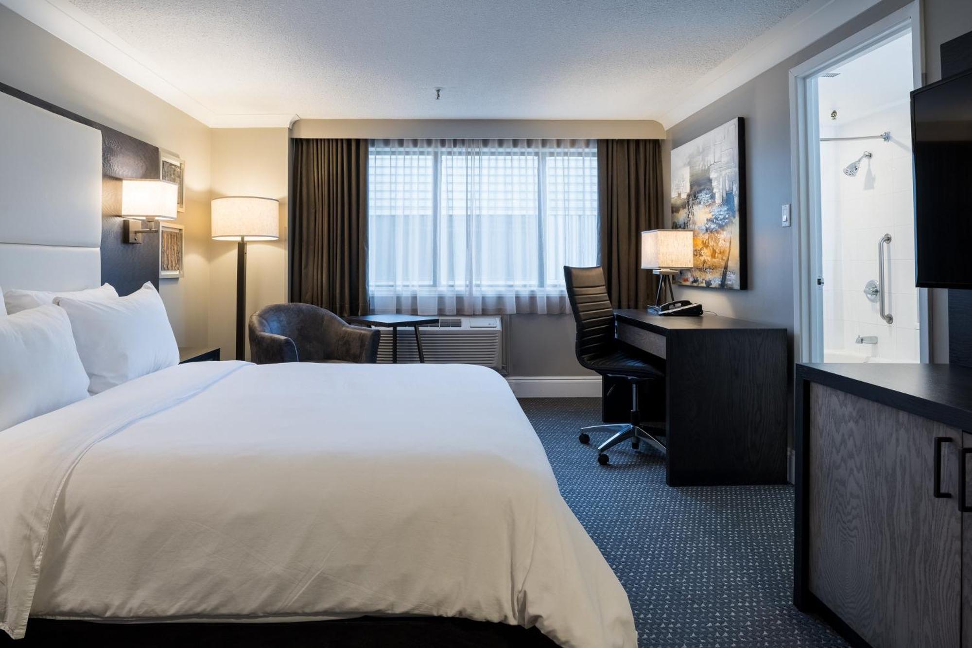 Crowne Plaza Hotel Moncton Downtown By Ihg Екстер'єр фото