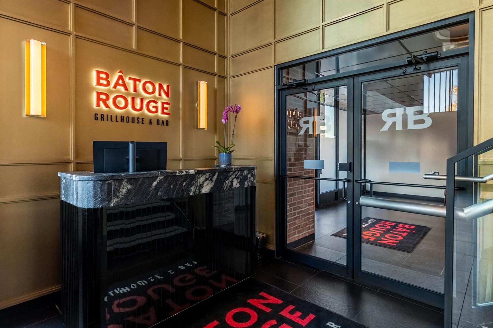 Crowne Plaza Hotel Moncton Downtown By Ihg Екстер'єр фото